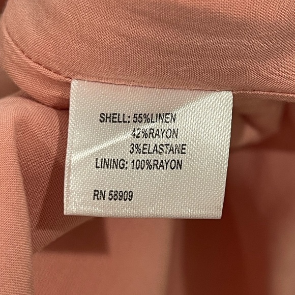 Elegant Pink Sleeveless Dress - Picture 12 of 13